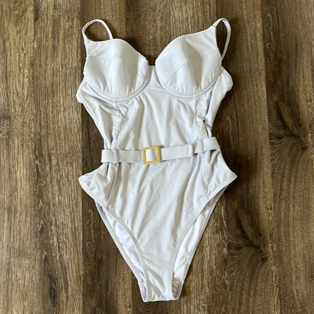 WeWoreWhat Underwire Danielle One Piece Belted Light Blue Size Medium